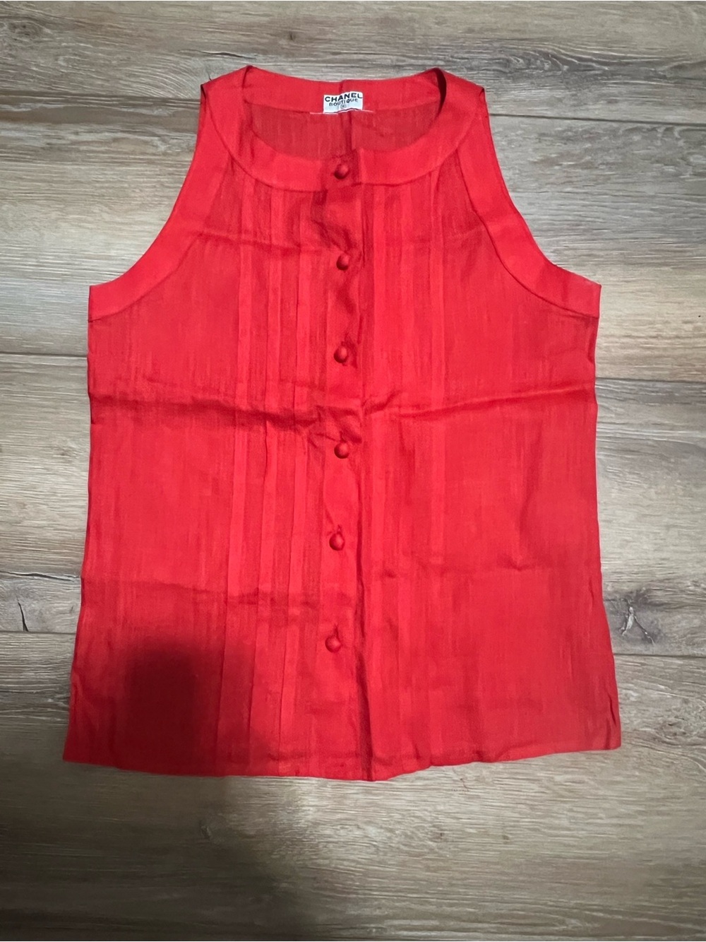 CHANEL Bright Red Sleeveless Button-Front Linen Blouse